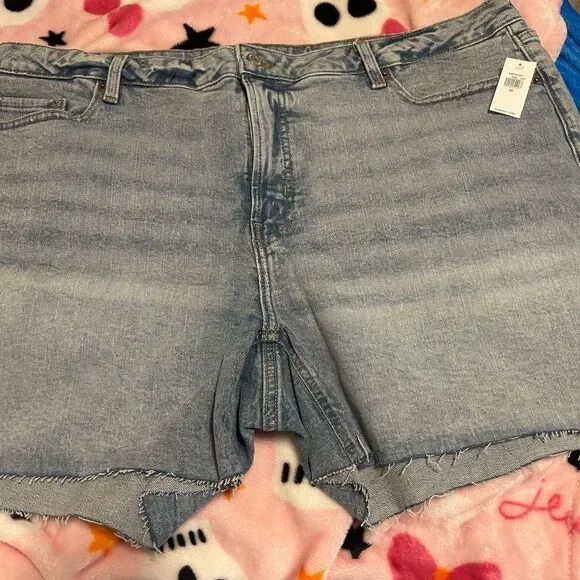 NWT Old Navy Blue Jean Shorts Relaxed Fit - Picture 5 of 11